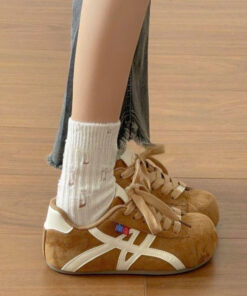 𝐆𝐢𝐚̀𝐲 𝐬𝐧𝐞𝐚𝐤𝐞𝐫 𝐧𝐚̆𝐧𝐠 đ𝐨̣̂𝐧𝐠